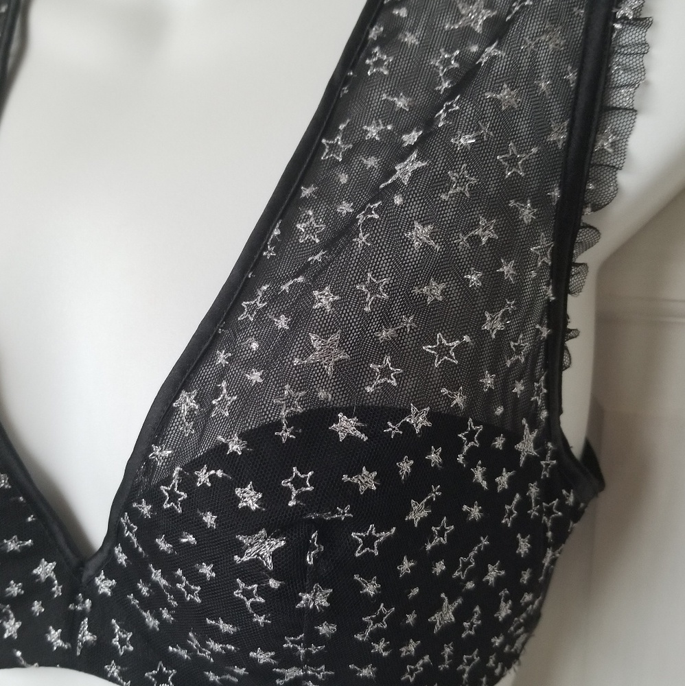 Victoria's Secret Brallete - Picture 3 of 5
